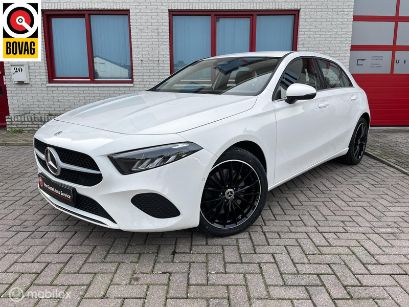 443829952-100