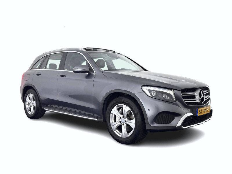951035394-100