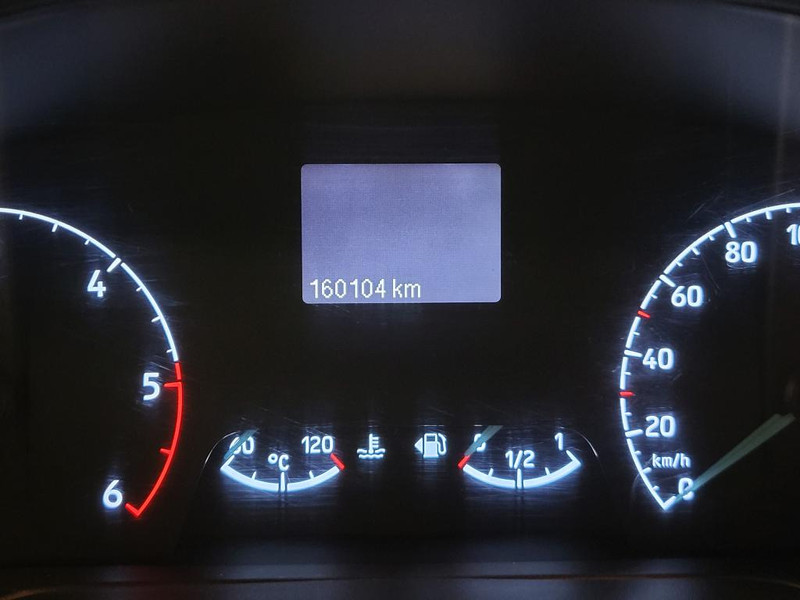 239689141-100-8.jpg