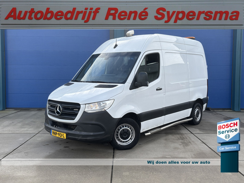 828468669-100