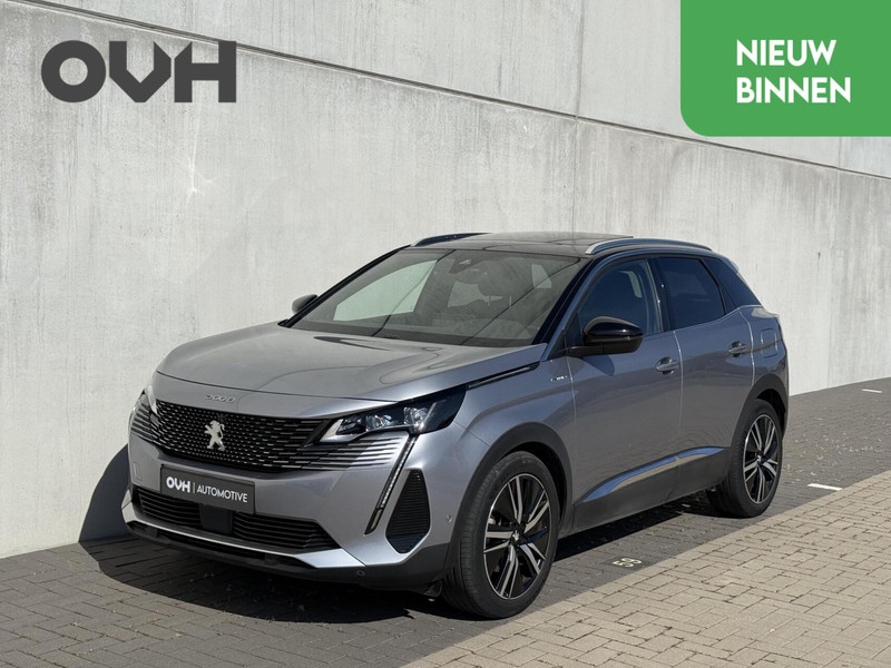 879915184-100