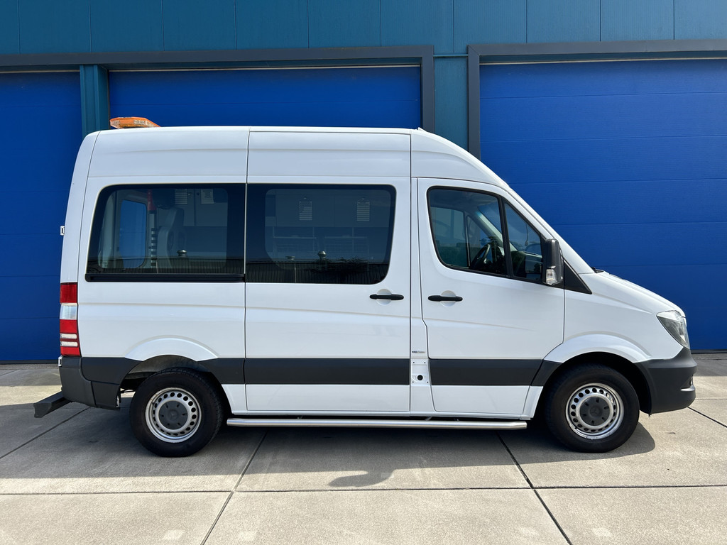 38479843-8.jpg