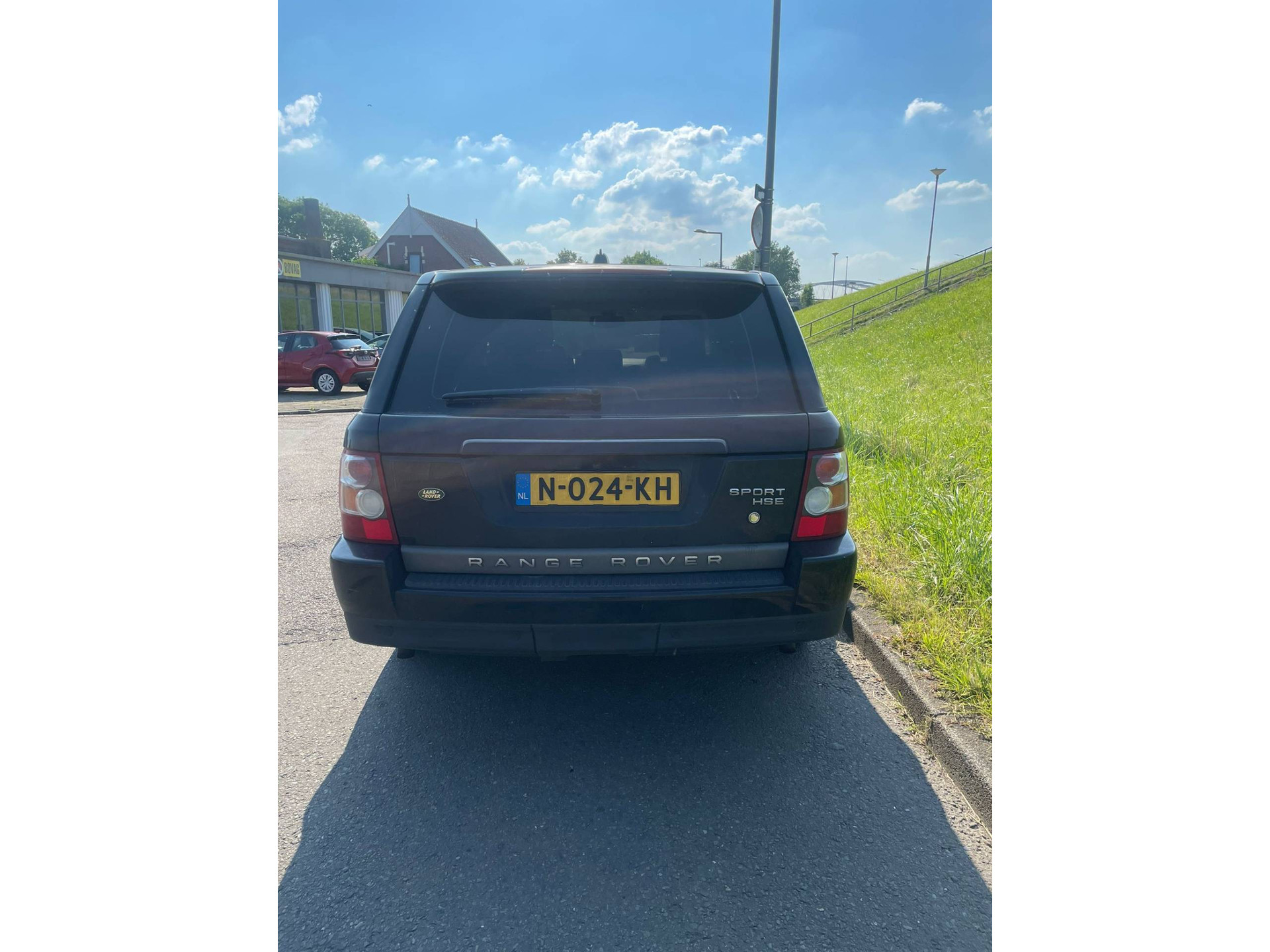 38978881-5.jpg