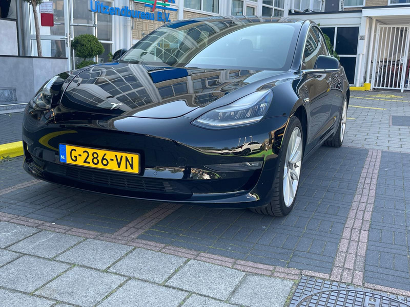 45811918