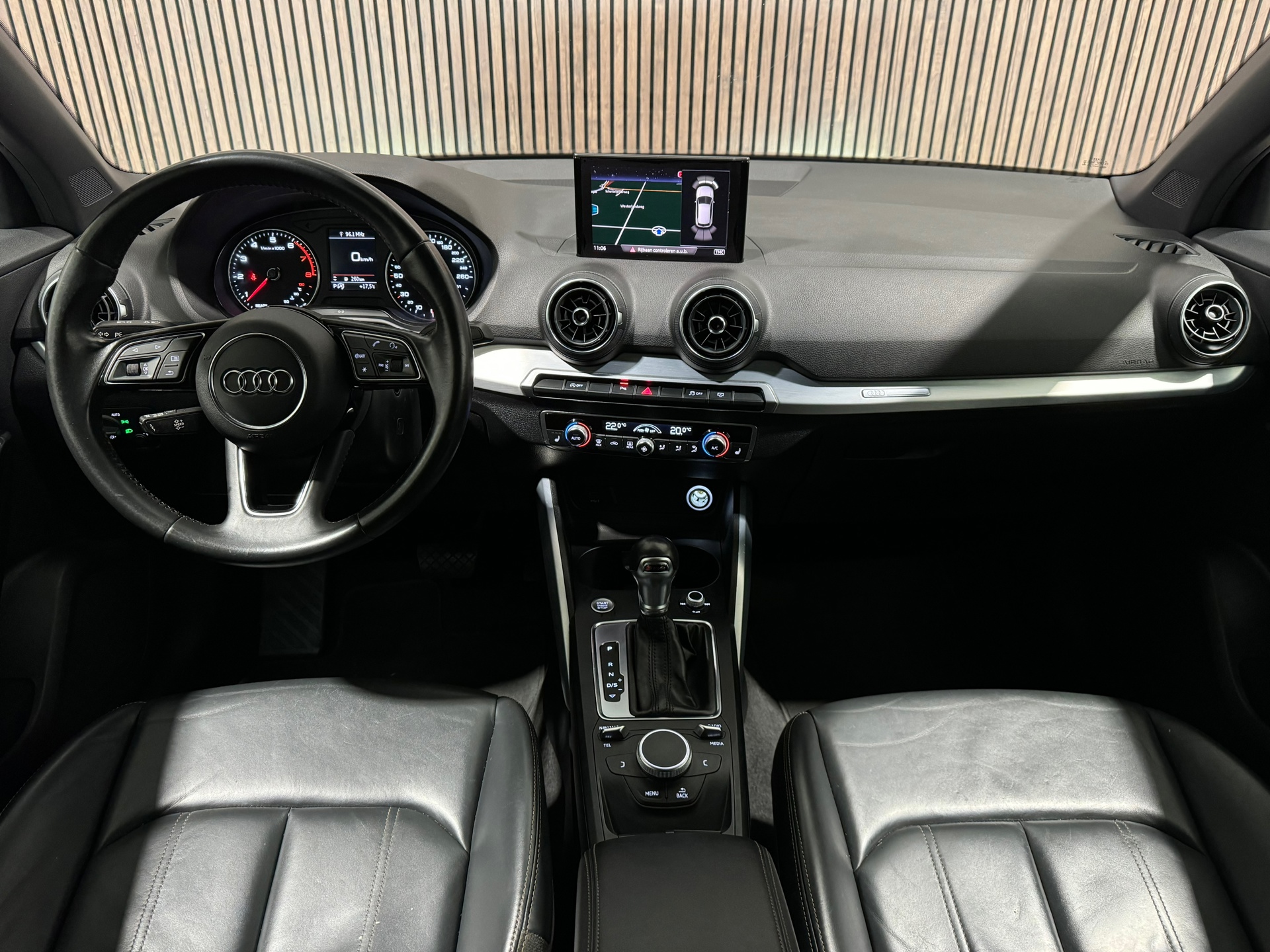 40996864-14.jpg