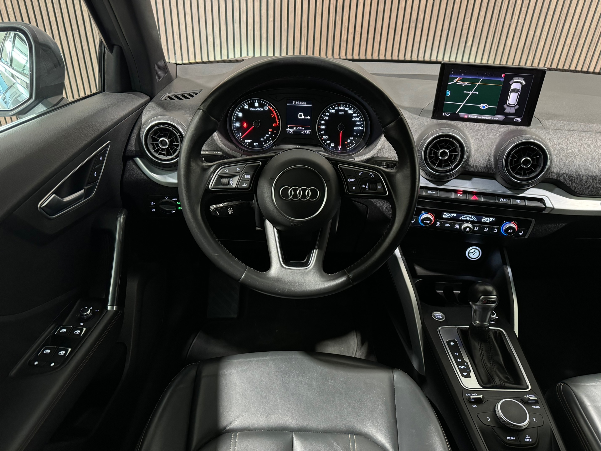40996864-15.jpg