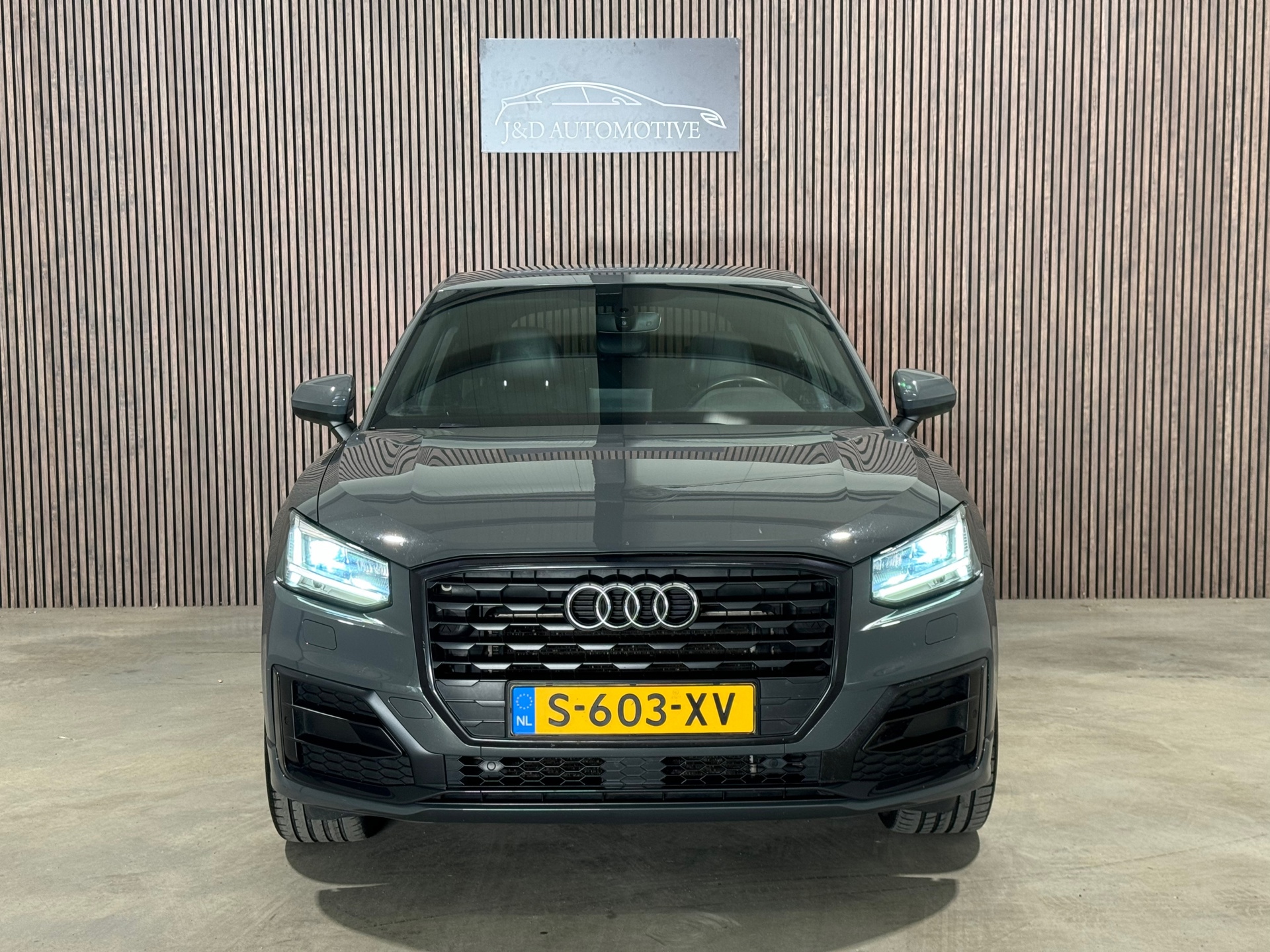 40996864-4.jpg