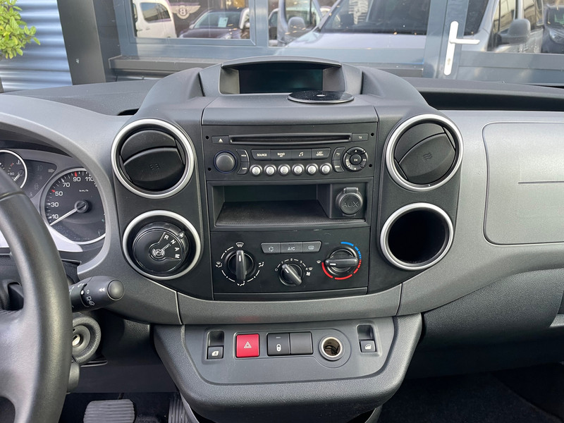 41545604-20.jpg