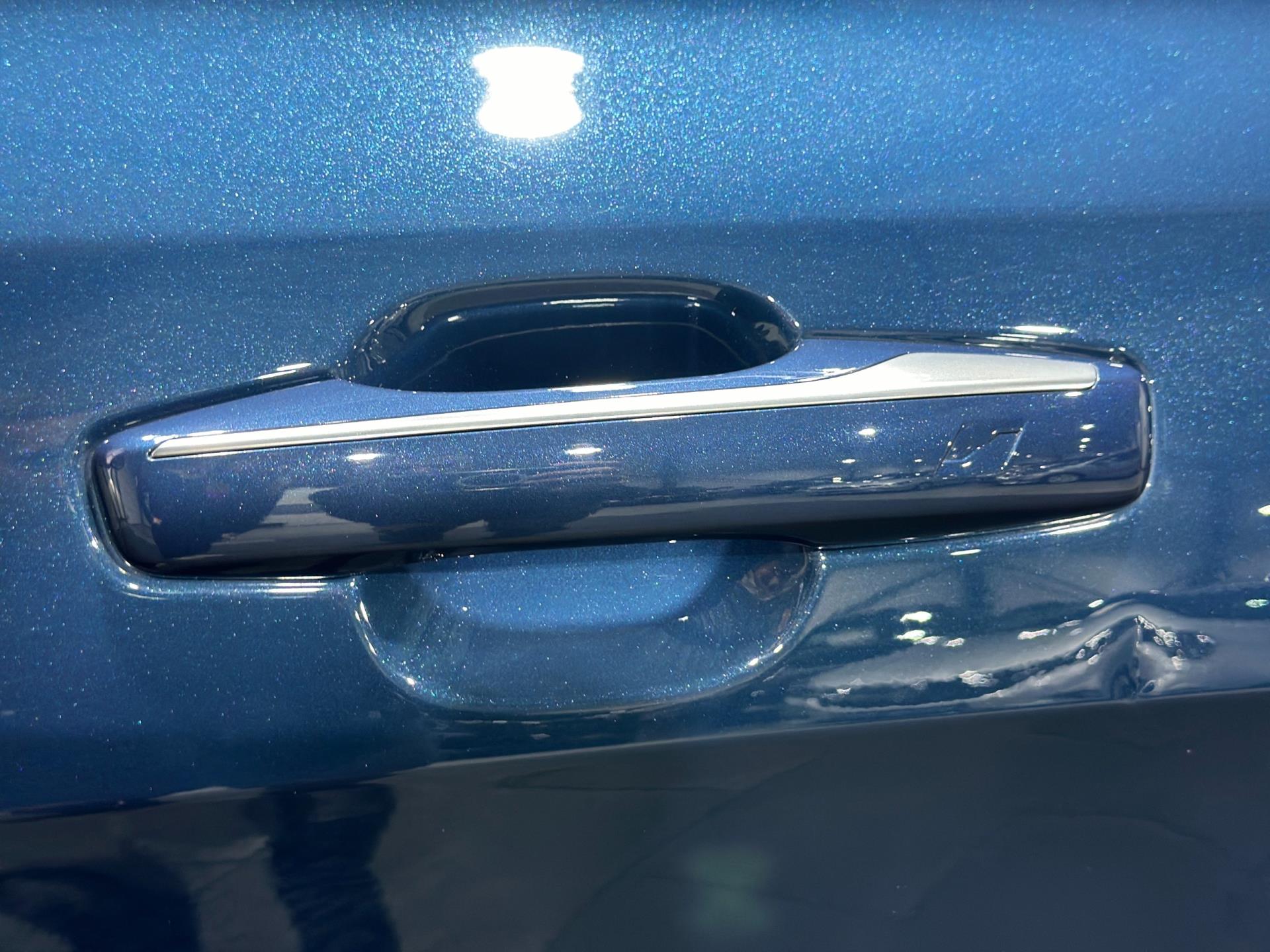 42212223-14.jpg