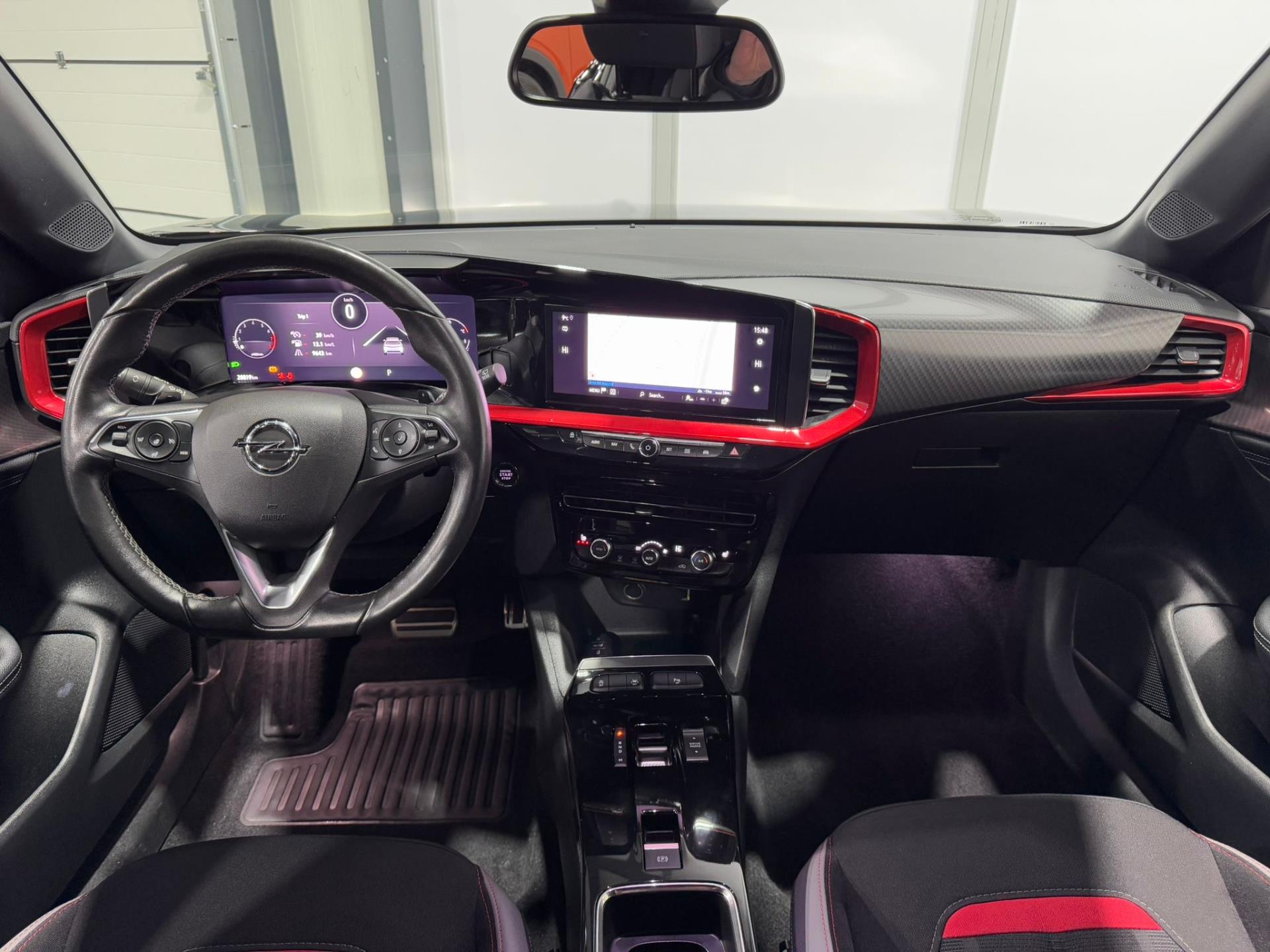 42315479-12.jpg