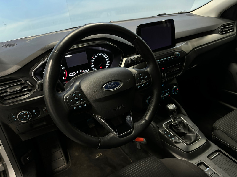42458416-11.jpg