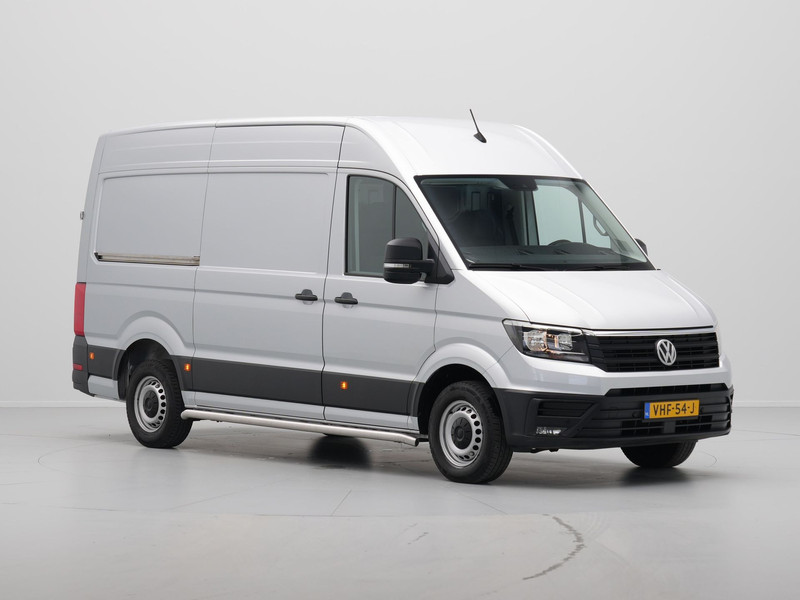 42588549-6.jpg