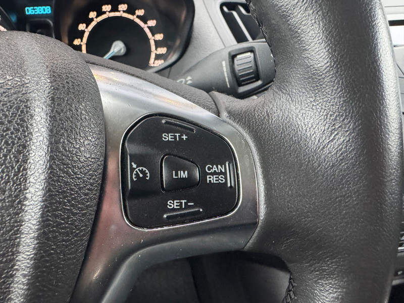 42910669-17.jpg