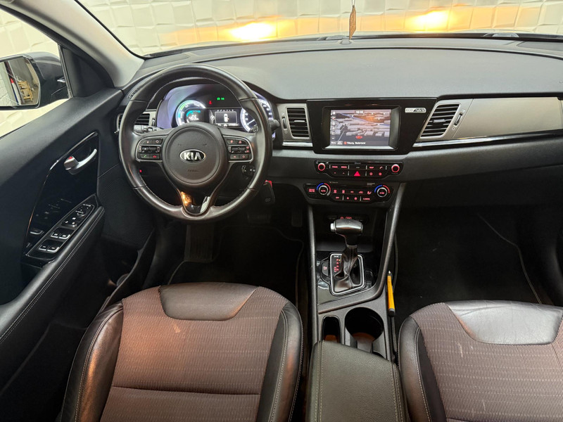 43070906-29.jpg