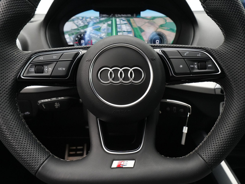 43638630-20.jpg