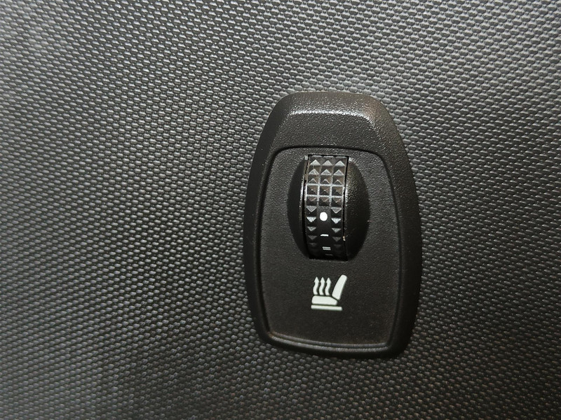 44016635-17.jpg