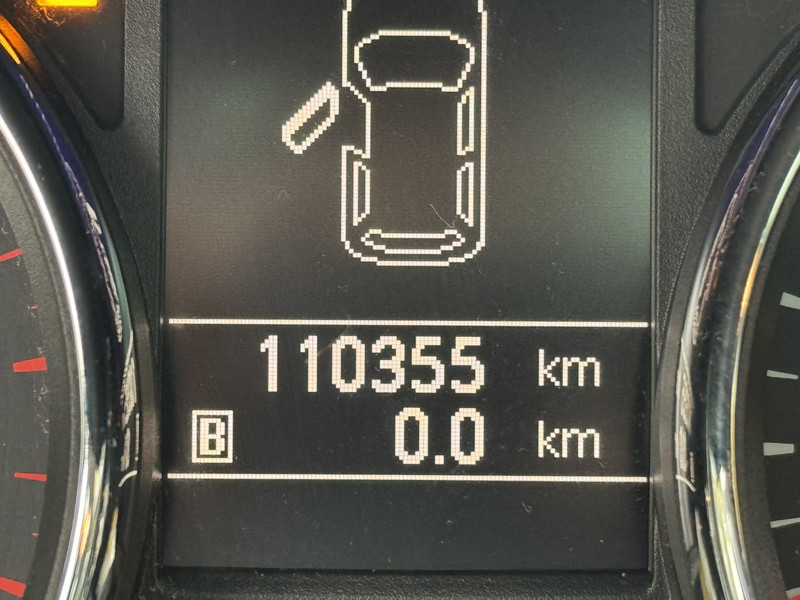 447625867-100-11.jpg