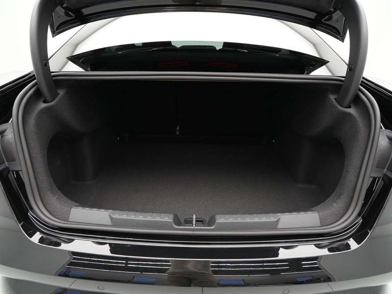 44973857-9.jpg