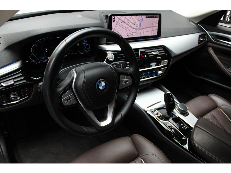 45177035-9.jpg
