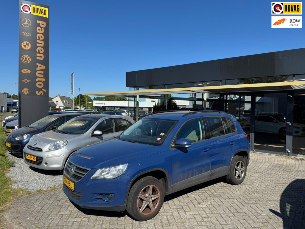 994710934-100