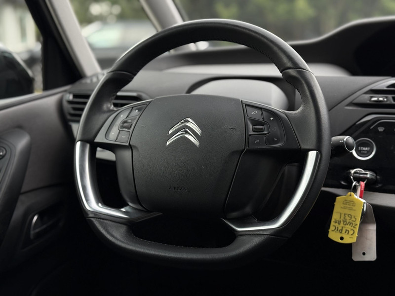 45812678-16.jpg