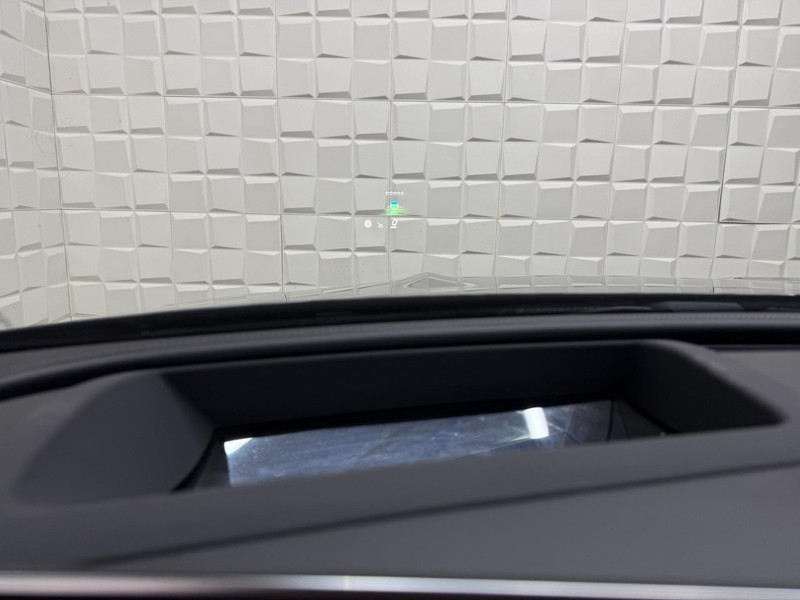 46183597-19.jpg