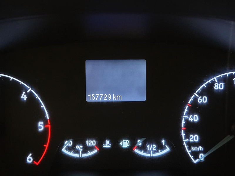 46224728-8.jpg