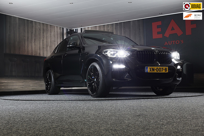 856210775-100