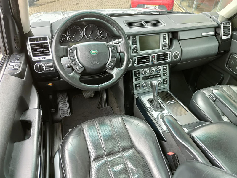 47158161-14.jpg