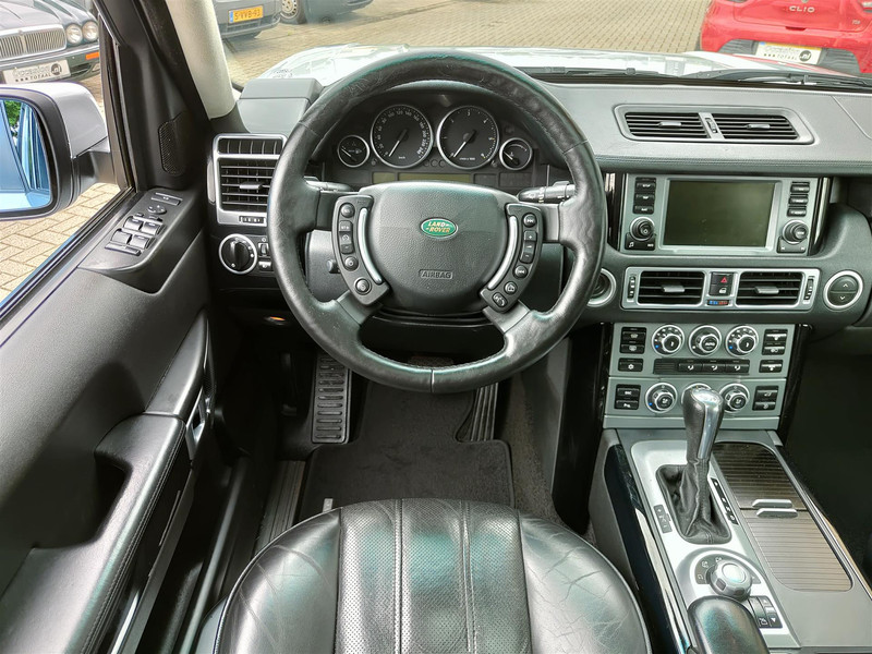 47158161-16.jpg