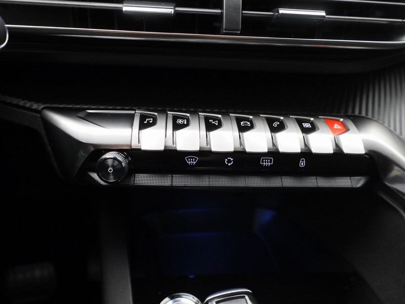 47260748-17.jpg