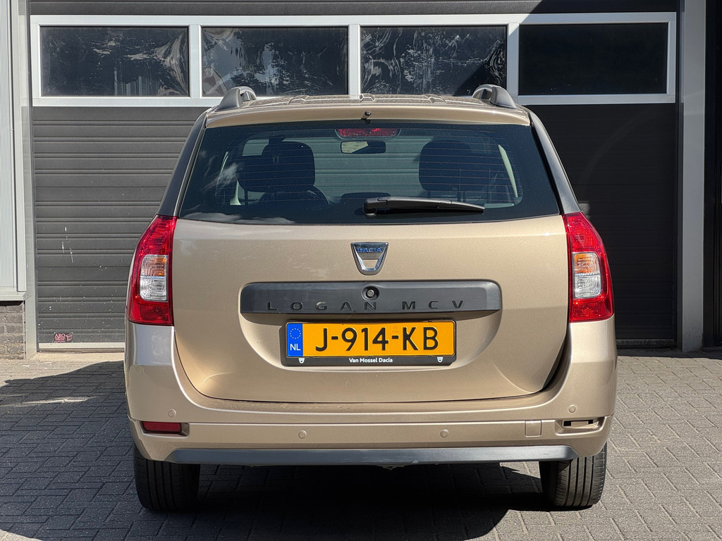 47329792-4.jpg