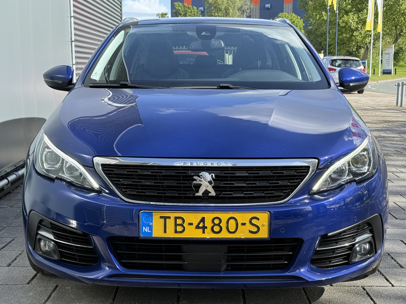 47398384-25.jpg