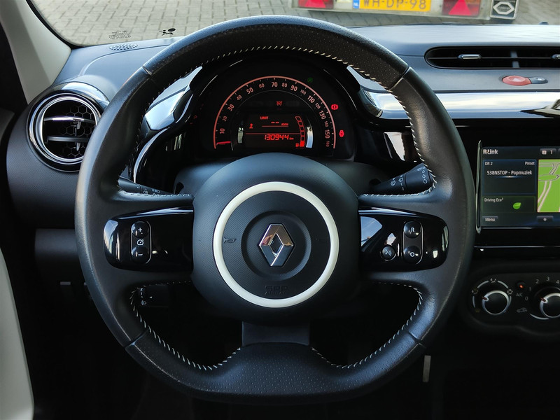 47425394-13.jpg