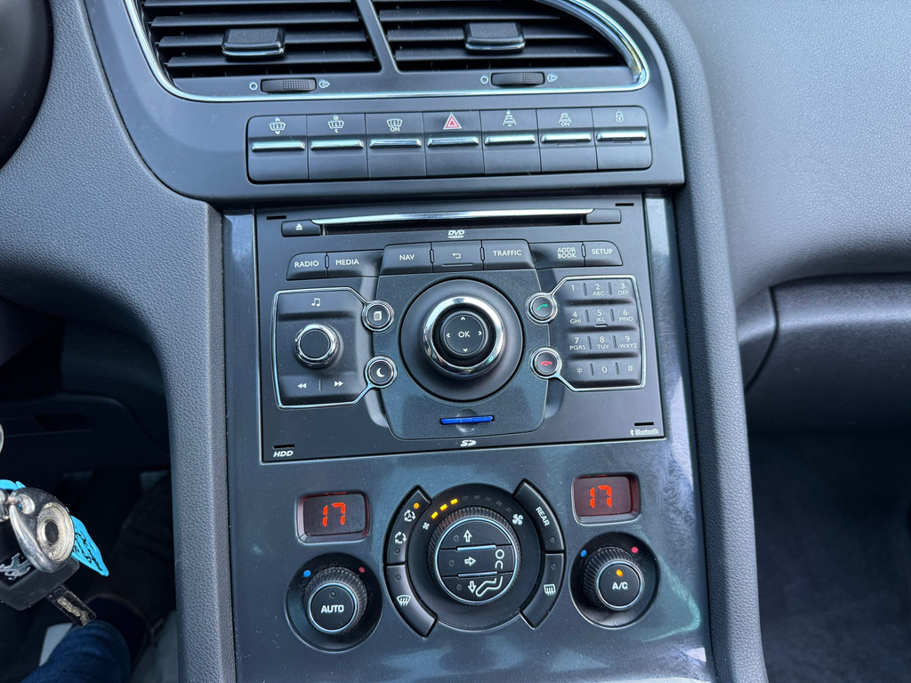 47507981-16.jpg
