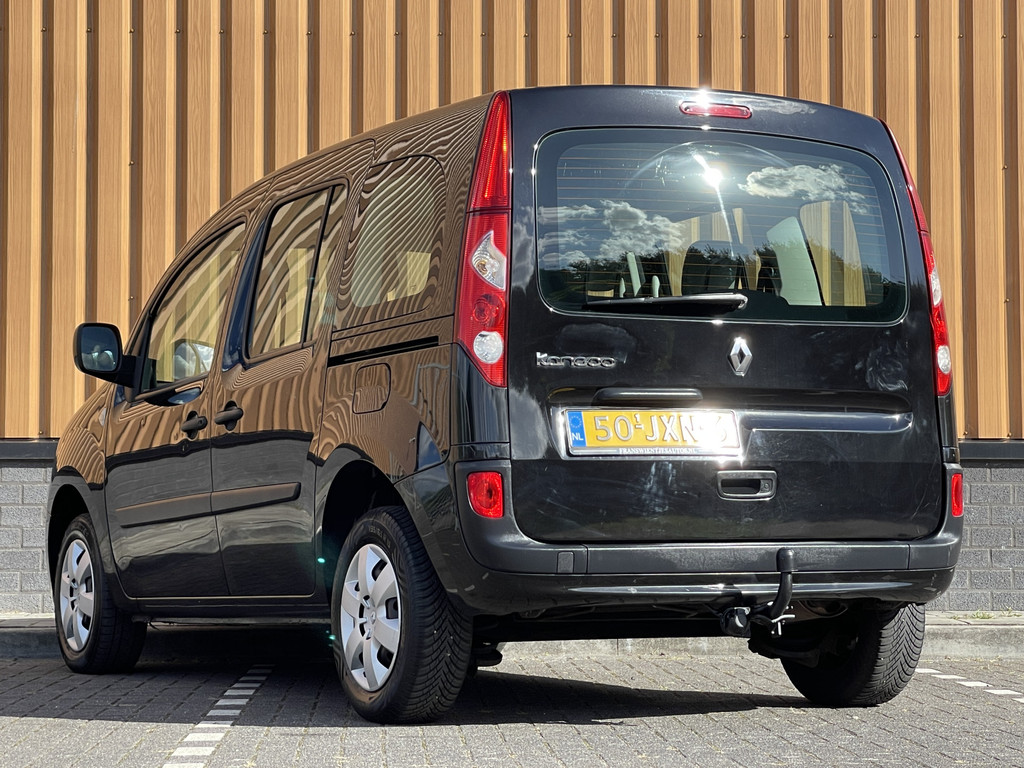47574498-6.jpg