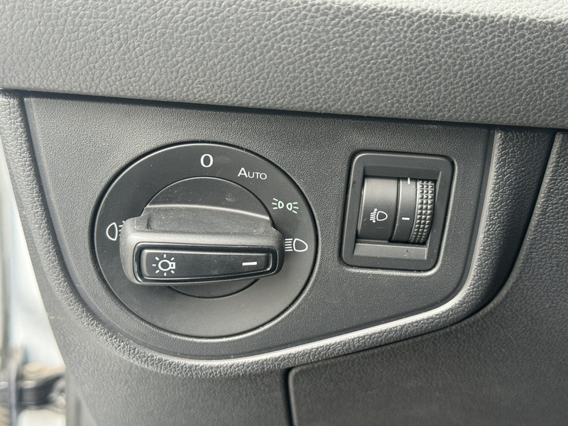 47920598-20.jpg