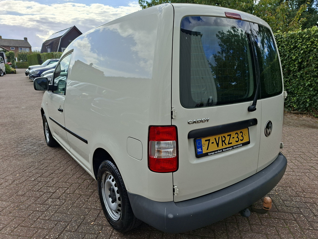 47966490-5.jpg