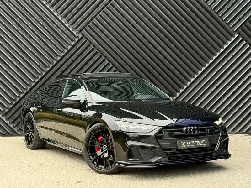 43892022
