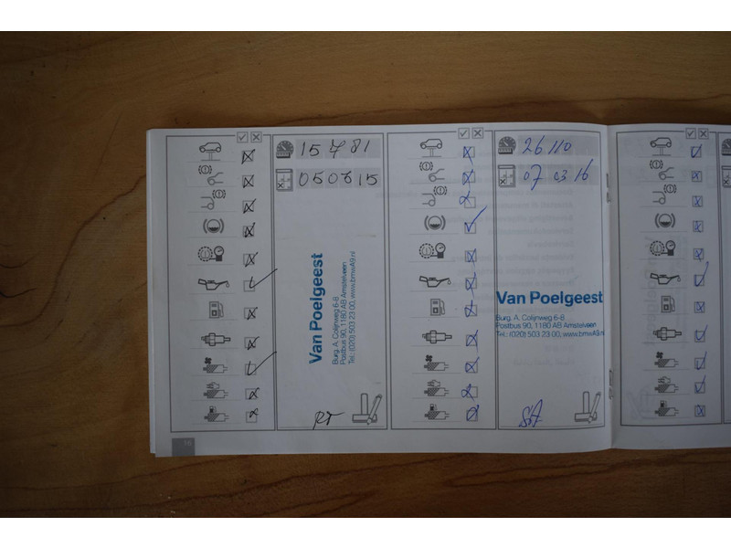 48349254-4.jpg