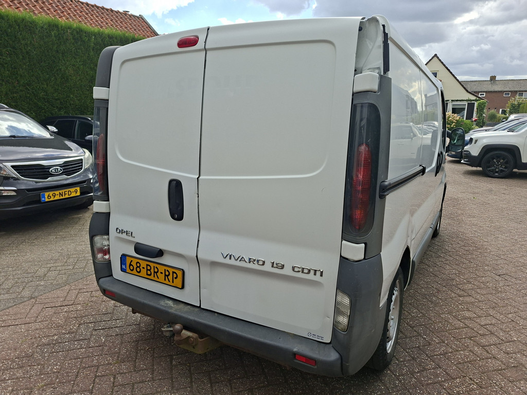 48461482-6.jpg