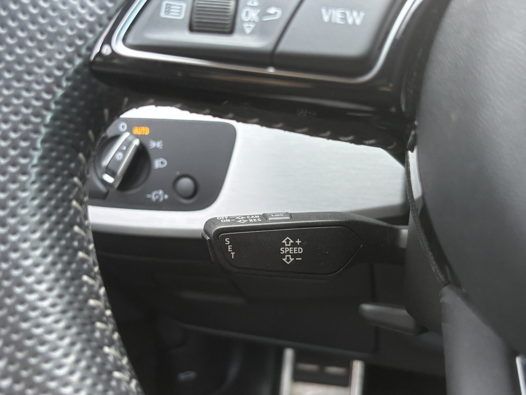 48608684-13.jpg