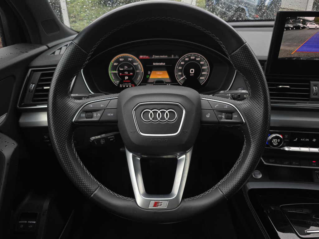 48629517-6.jpg