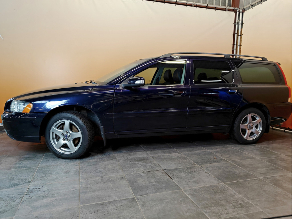 48630127-1.jpg