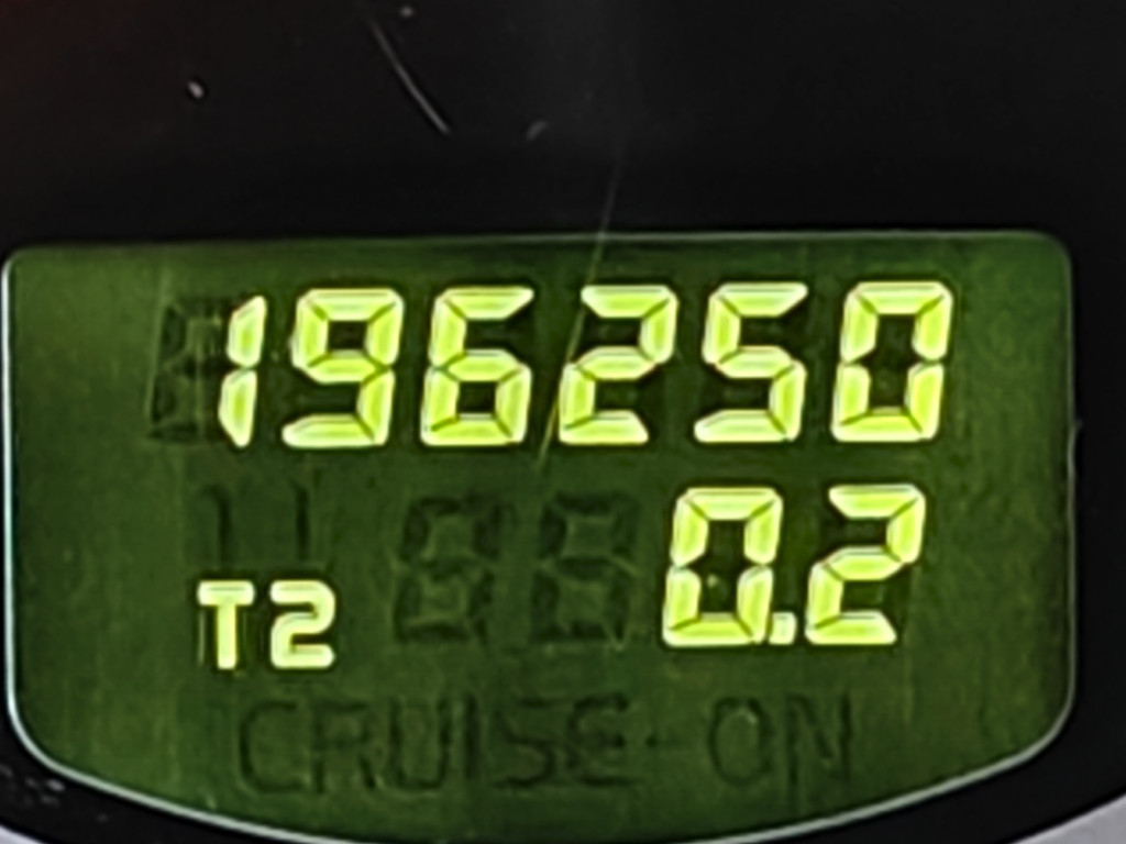 48630127-21.jpg