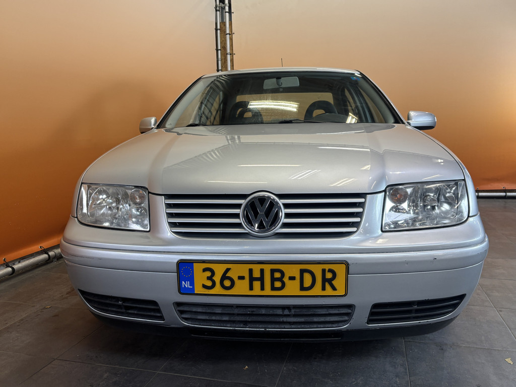 48630144-1.jpg