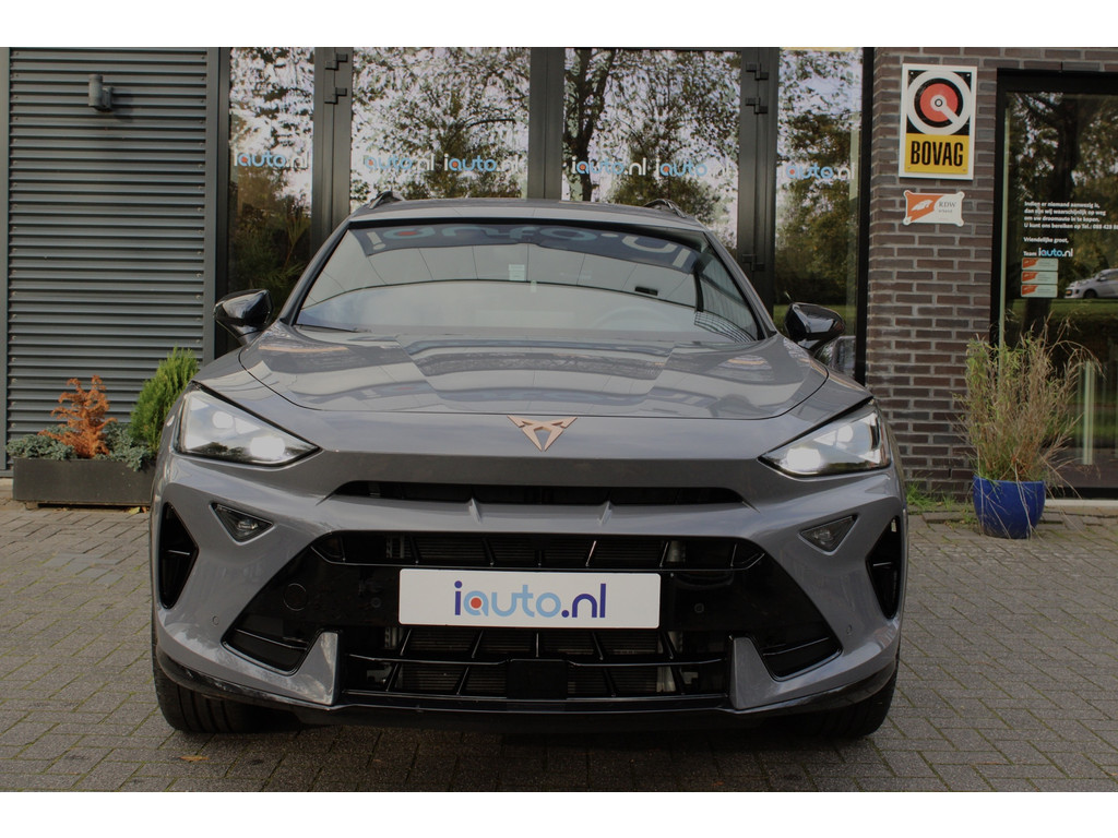 48631922-6.jpg