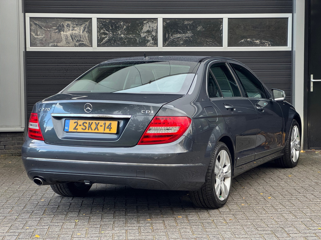 48652345-3.jpg