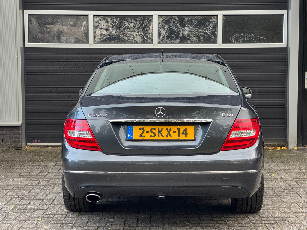 48652345-4.jpg