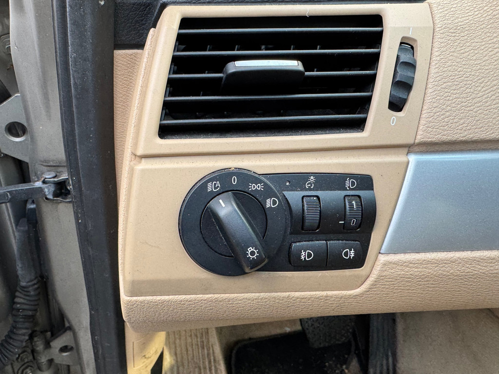 48655779-14.jpg